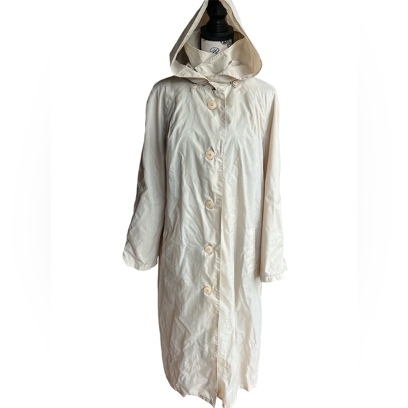 Vintage Lacoste rain coat windbreaker coat jacket plus sz 16 - Picture 2 of 8